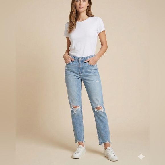 Joe's Jeans Denim - Joe's Light Wash Straight Leg Lightweight Distressed Women's Jeans W26
